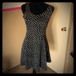 Vintage looking pokadot dress